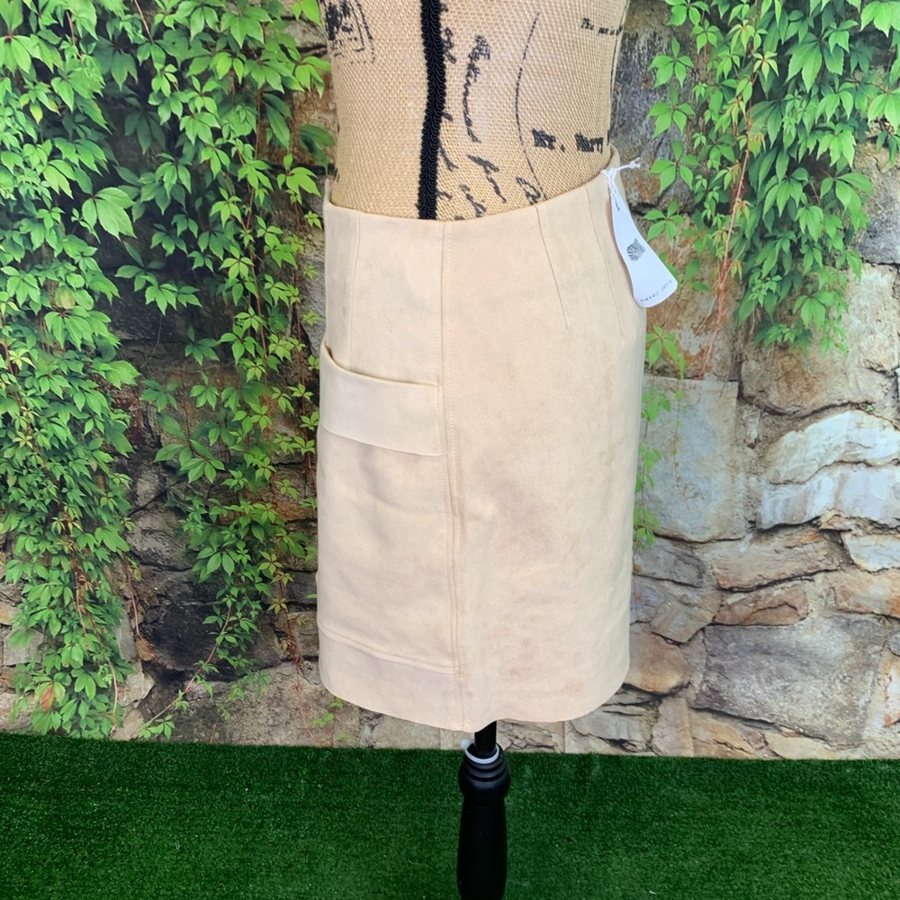 NWT NAKED ZEBRA Vegan Minimalist Retro Luxury Tan Microsuede Mini Skirt, S - Picture 6 of 9